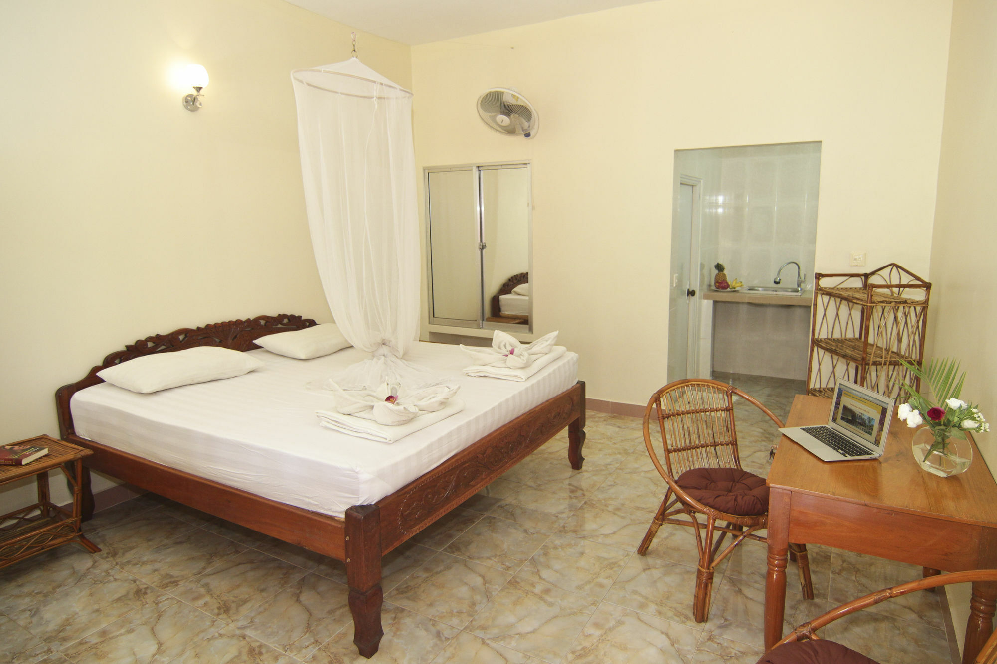 Sunset Lounge Hotel Sihanoukville Eksteriør billede